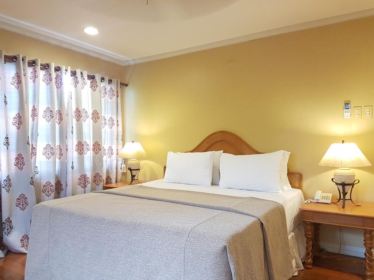 Sophia Suites Residence Hotel Cebu Dış mekan fotoğraf